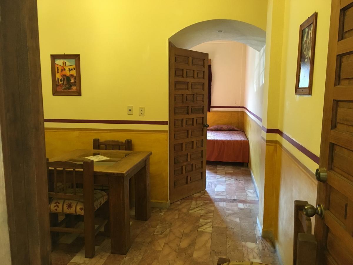 Quinta San Agustin Lejlighedshotel León Eksteriør billede